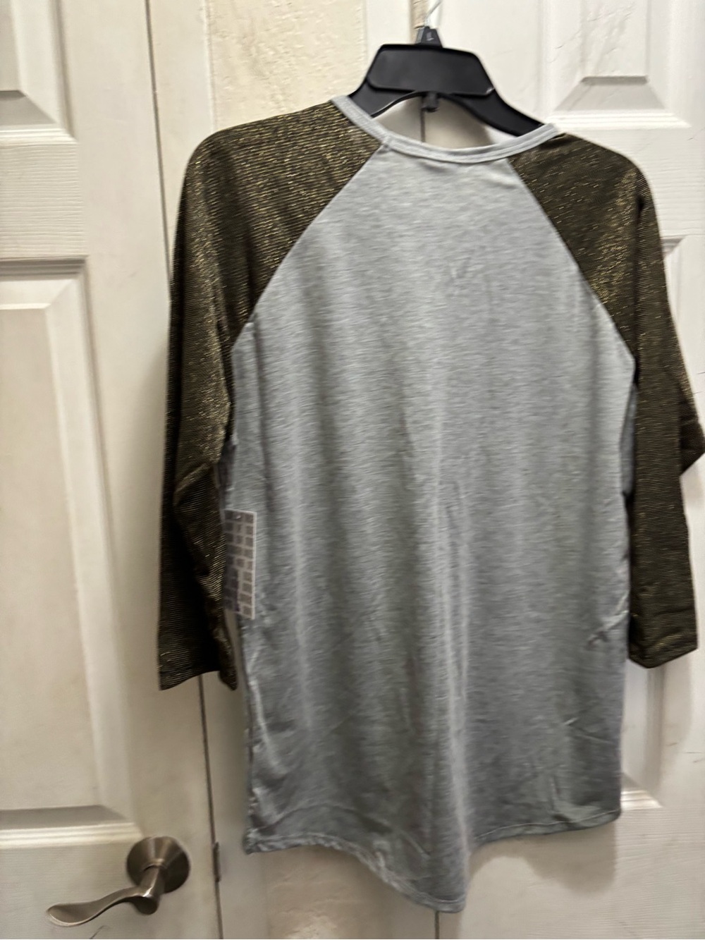 LuLaRoe Gray Tee with Metallic Olive-Gold Sleeves - Picture 7 of 7